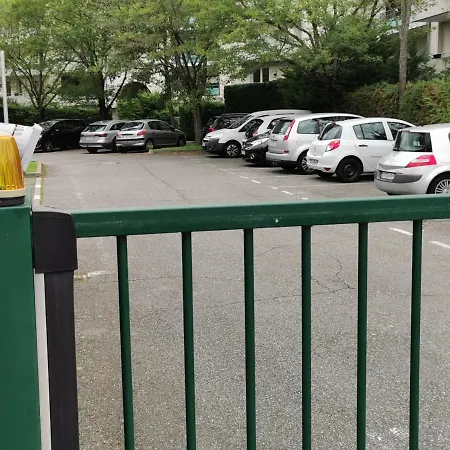 Orion - Cosynest à Toulouse - Pkg Privé&climatisation Blagnac