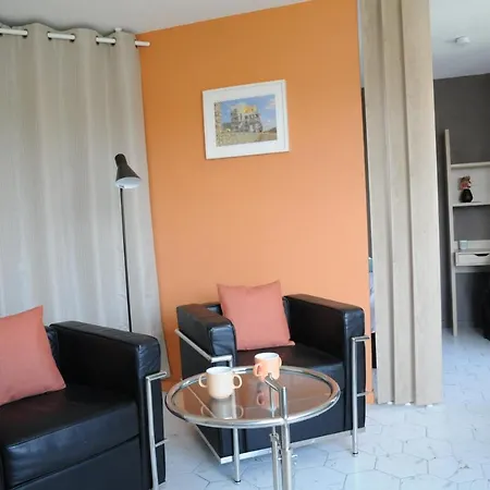 Orion - Cosynest à Toulouse - Pkg Privé&climatisation